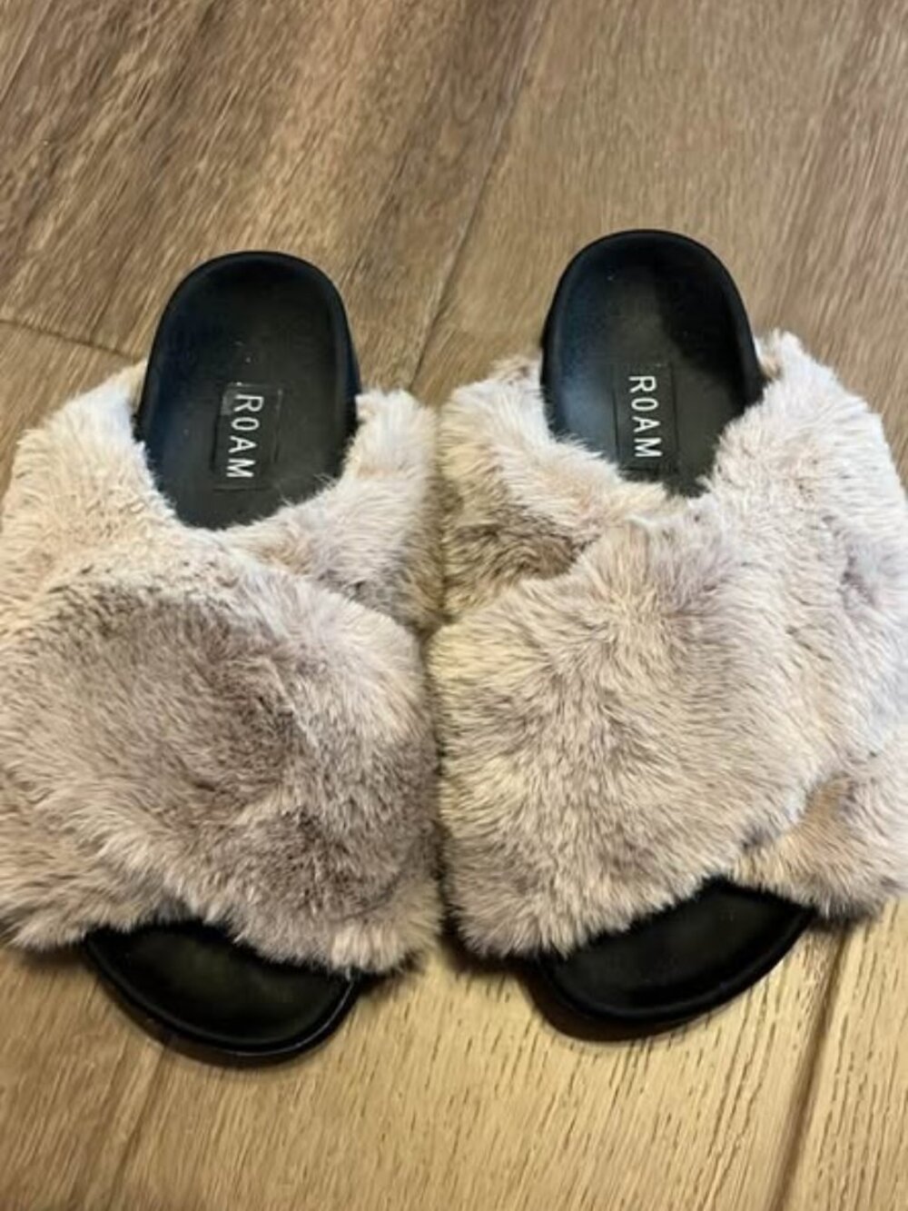 Roam Slippers Size 6